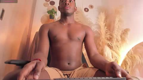 FOLLOW ME  online show from January 12, 7:24 am