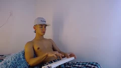 Snapshot of babyandy_ chatting on February 17, 12:45 pm ANDY online show from February 17, 12:45 pm