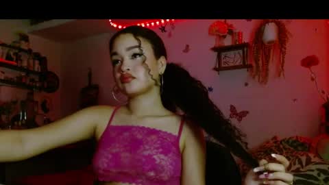 babybombom08 online show from April 13, 10:48 pm