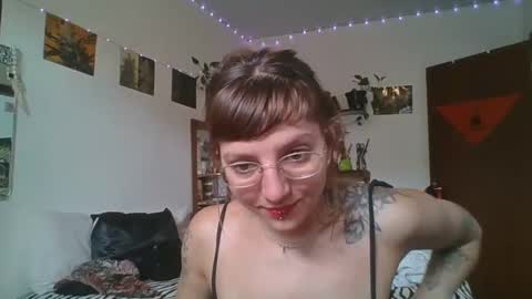 babydemon6 online show from December 10, 2:17 pm