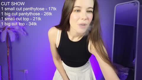 Snapshot of babydi_ chatting on December 7, 12:45 pm hiii honey im Diana 3 online show from December 7, 12:45 pm