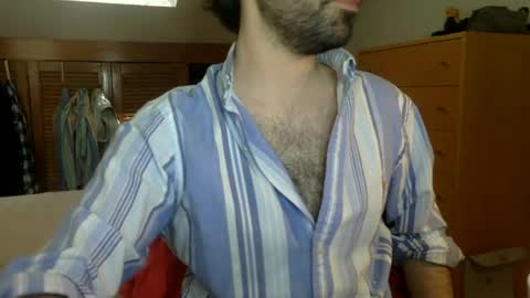 Snapshot of babyhardy chatting on June 15, 10:39 am Tom A. online show from June 15, 10:39 am