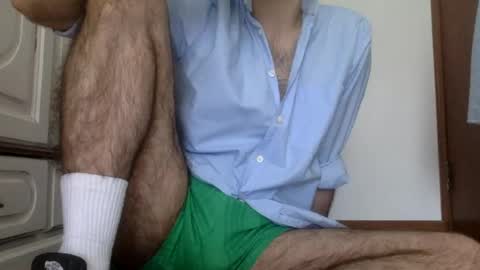 Snapshot of babyhardy chatting on July 10, 10:29 am Tom A. online show from July 10, 10:29 am
