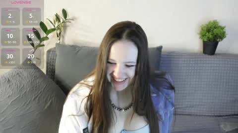 Snapshot of babyhotgirlq chatting on April 7, 6:52 pm Babyhotgirlq online show from April 7, 6:52 pm