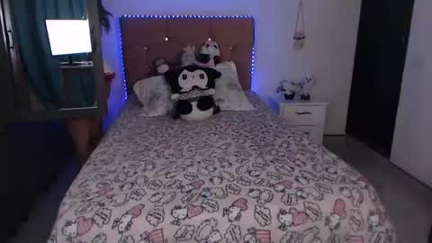 Snapshot of babykathia_ chatting on June 27, 1:10 am kathisaenz online show from June 27, 1:10 am
