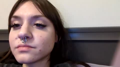 Snapshot of babyladyinurphone chatting on February 5, 11:09 pm babyladyinurphone online show from February 5, 11:09 pm