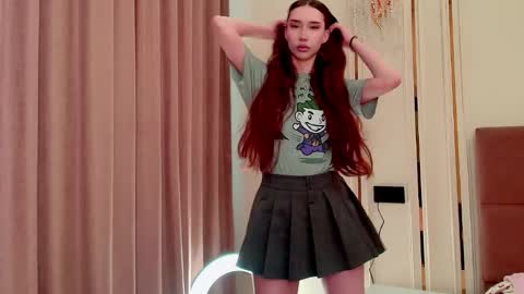 Annie online show from May 14, 4:30 am