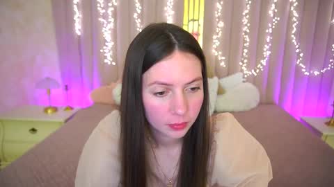 Lady Vi online show from April 15, 12:56 pm