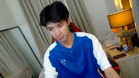 Snapshot of babymasterbater chatting on September 12, 7:19 am call me james online show from September 12, 7:19 am