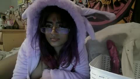 Snapshot of babymelodyx0x chatting on June 17, 4:04 am Melody 3 online show from June 17, 4:04 am
