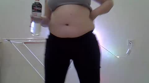 Snapshot of babymom1 chatting on February 28, 8:39 pm babymom1 online show from February 28, 8:39 pm