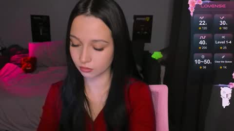 BabyMooon online show from December 14, 3:50 pm