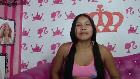 Snapshot of babyschoolgiirl chatting on October 7, 11:40 am Xime Lions online show from October 7, 11:40 am