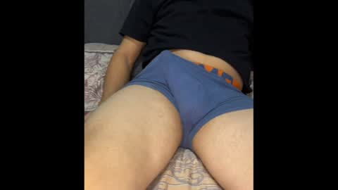 Snapshot of babyyourearichman chatting on May 17, 1:03 am babyyourearichman online show from May 17, 1:03 am
