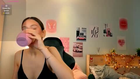 Adelya and Aliya online show from January 9, 10:40 am