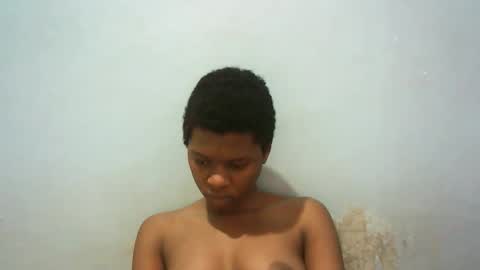 Snapshot of babyzuri chatting on February 20, 8:27 am Zuri online show from February 20, 8:27 am