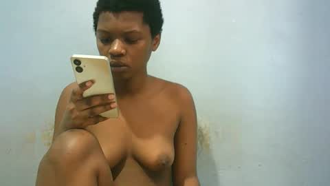 Snapshot of babyzuri chatting on February 24, 8:12 am Zuri online show from February 24, 8:12 am