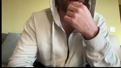 Snapshot of backroadboy chatting on March 8, 1:25 pm backroadboy online show from March 8, 1:25 pm