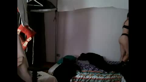 Snapshot of backuphoney chatting on January 16, 10:52 am Honey online show from January 16, 10:52 am