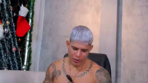 bad_boytoh online show from December 15, 2:10 pm