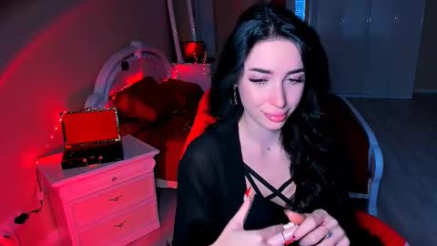 Miss Desire...do you remember online show from December 2, 7:03 am