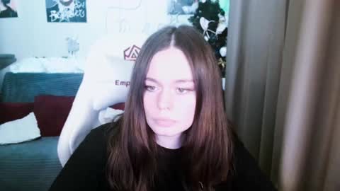 Snapshot of bad_girl009 chatting on December 12, 6:10 pm Lin online show from December 12, 6:10 pm