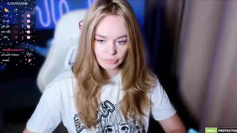 Snapshot of bad_girl009 chatting on September 15, 6:19 pm Lin online show from September 15, 6:19 pm