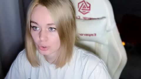 Snapshot of bad_girl009 chatting on October 26, 1:22 am Lin online show from October 26, 1:22 am