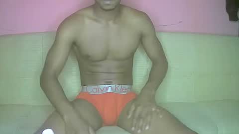 badaddo910342 online show from February 21, 12:28 pm