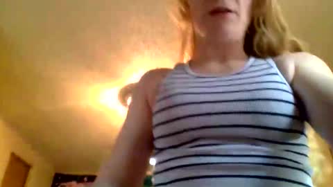 Snapshot of badbitch520 chatting on February 18, 8:49 pm Badbitch520 online show from February 18, 8:49 pm