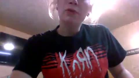 Snapshot of badbitch520 chatting on February 25, 12:15 pm Badbitch520 online show from February 25, 12:15 pm