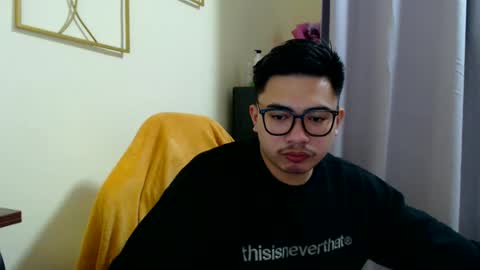 Snapshot of badboy_hanns chatting on November 18, 6:56 pm HANNS online show from November 18, 6:56 pm