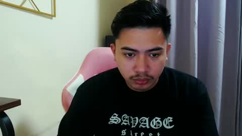 Snapshot of badboy_hanns chatting on November 20, 2:06 pm HANNS online show from November 20, 2:06 pm