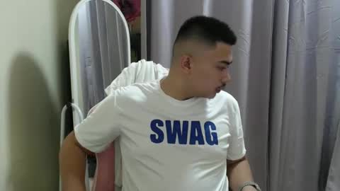 Snapshot of badboy_hanns chatting on November 23, 6:30 pm HANNS online show from November 23, 6:30 pm