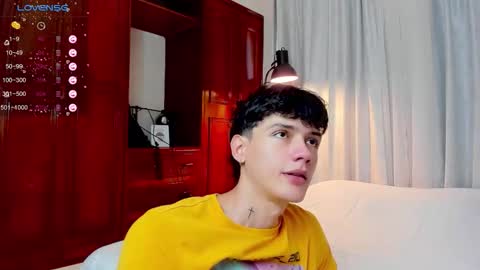 jhojan online show from October 24, 9:44 pm