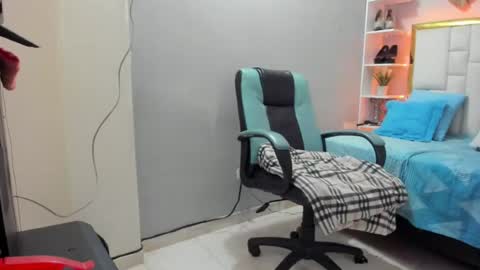 JUAN online show from May 21, 11:39 am