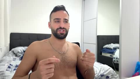 Snapshot of badboymantube chatting on January 27, 11:54 pm badboymantube online show from January 27, 11:54 pm