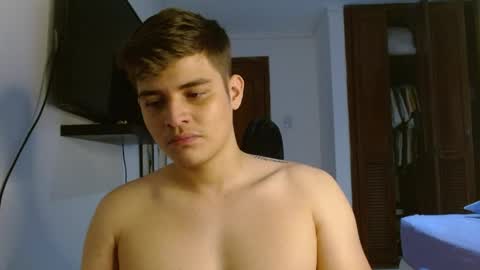 badbunny_69_ online show from April 5, 12:30 am