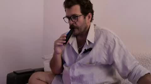 Snapshot of baddaddybrasil chatting on April 20, 1:47 pm Baddaddybrazil online show from April 20, 1:47 pm