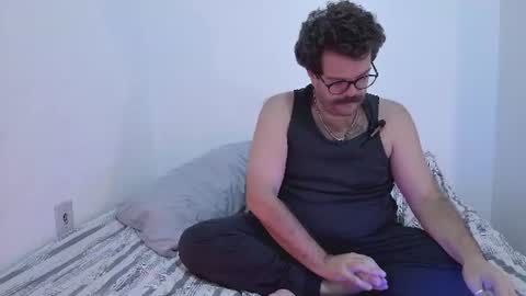 Snapshot of baddaddybrasil chatting on June 9, 10:21 pm Baddaddybrazil online show from June 9, 10:21 pm