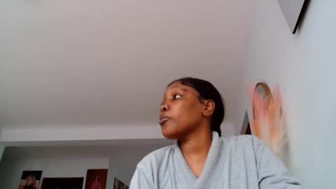 Snapshot of baddestslut001 chatting on May 10, 1:38 pm baddestslut001 online show from May 10, 1:38 pm