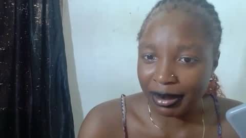 baddiebitchx online show from April 17, 10:18 am