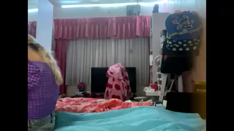 baddieprettypussy online show from April 3, 3:21 pm