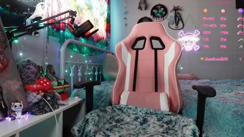 Bae Bae Blue online show from April 8, 6:52 pm