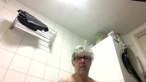 baggelina75 online show from April 17, 3:42 am