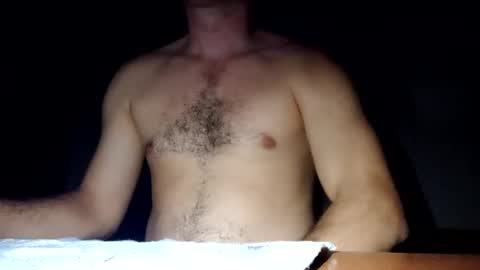 Snapshot of baiat_frumusel chatting on December 19, 7:18 pm baiat_frumusel online show from December 19, 7:18 pm