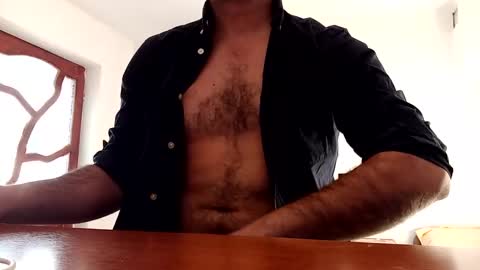 Snapshot of baiat_frumusel chatting on January 2, 1:40 pm baiat_frumusel online show from January 2, 1:40 pm