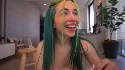 Snapshot of bailey_eilish chatting on January 9, 5:15 pm Bailey online show from January 9, 5:15 pm