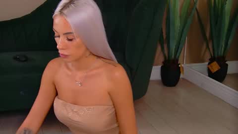 Snapshot of bailey_rush chatting on September 23, 1:03 pm bailey_rush online show from September 23, 1:03 pm