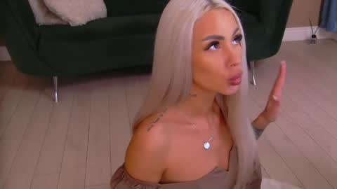 bailey_rush online show from April 14, 6:14 pm